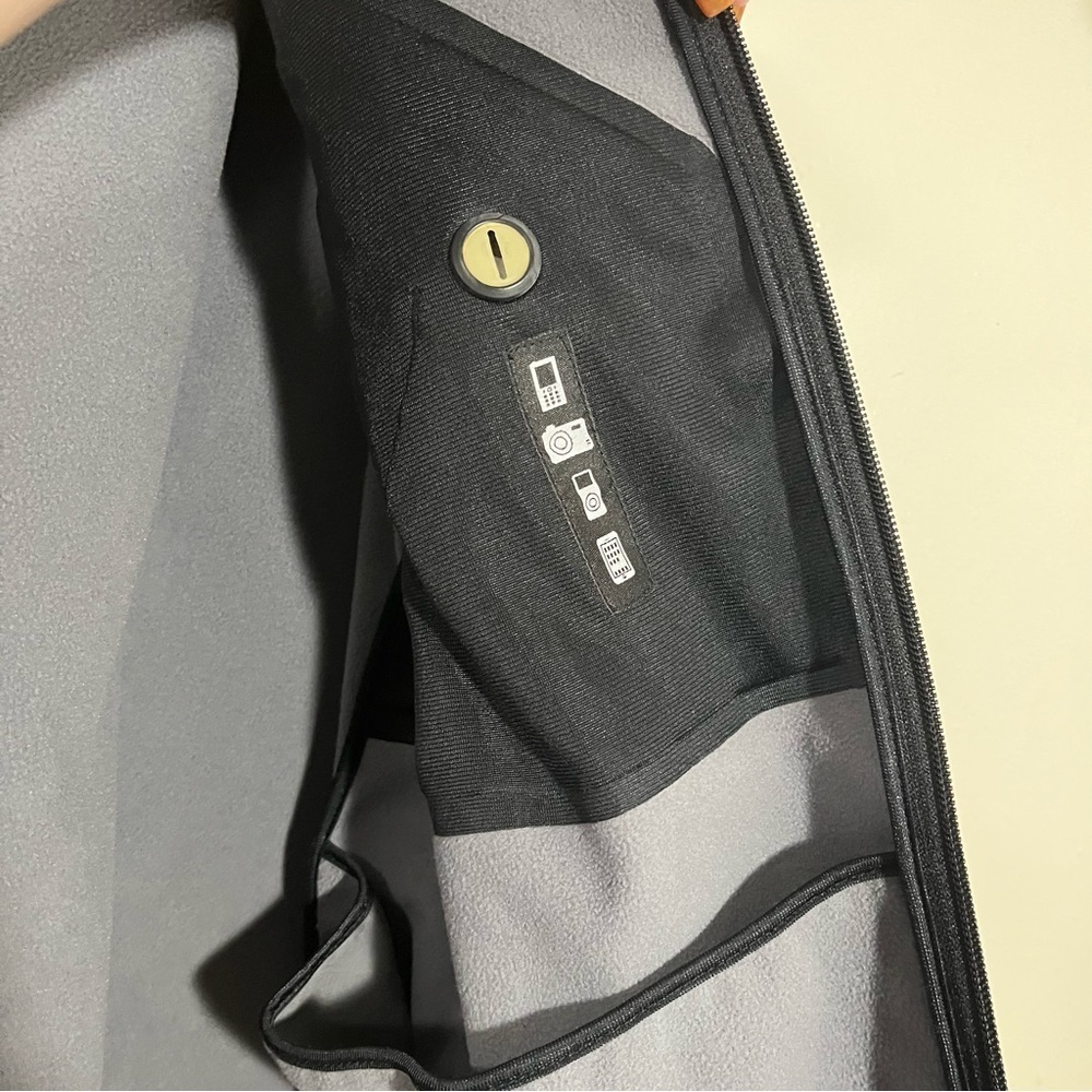 Vintage Nike Grey Tag Custom Softshell Training Jacket Size XL 2000s Tech Pouch - Picture 7 of 10
